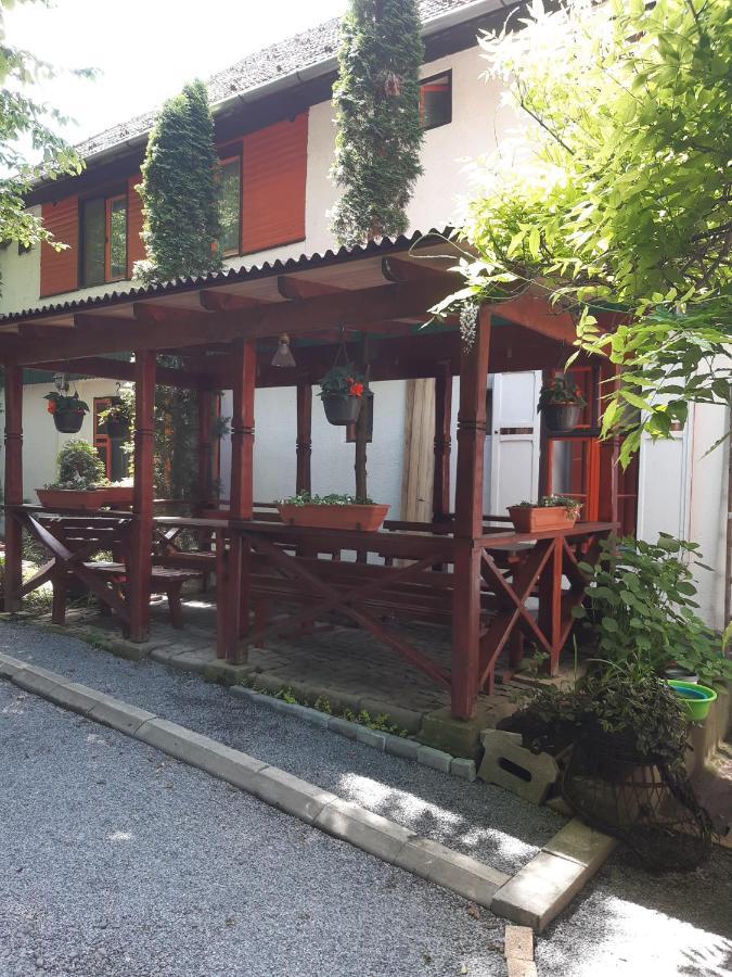 Vila Szoke 소바타 외부 사진