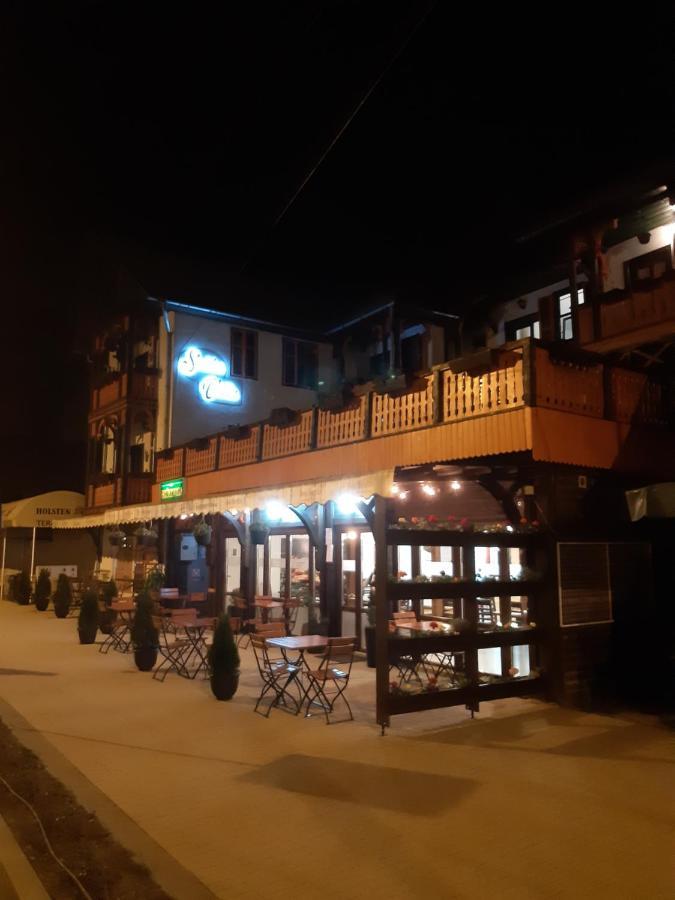 Vila Szoke 소바타 외부 사진